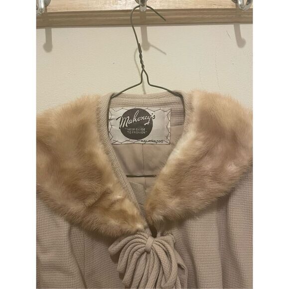 Vintage Mahoney’s beige tan faux fur blazer 2 piece skirt set size medium - Picture 5 of 15